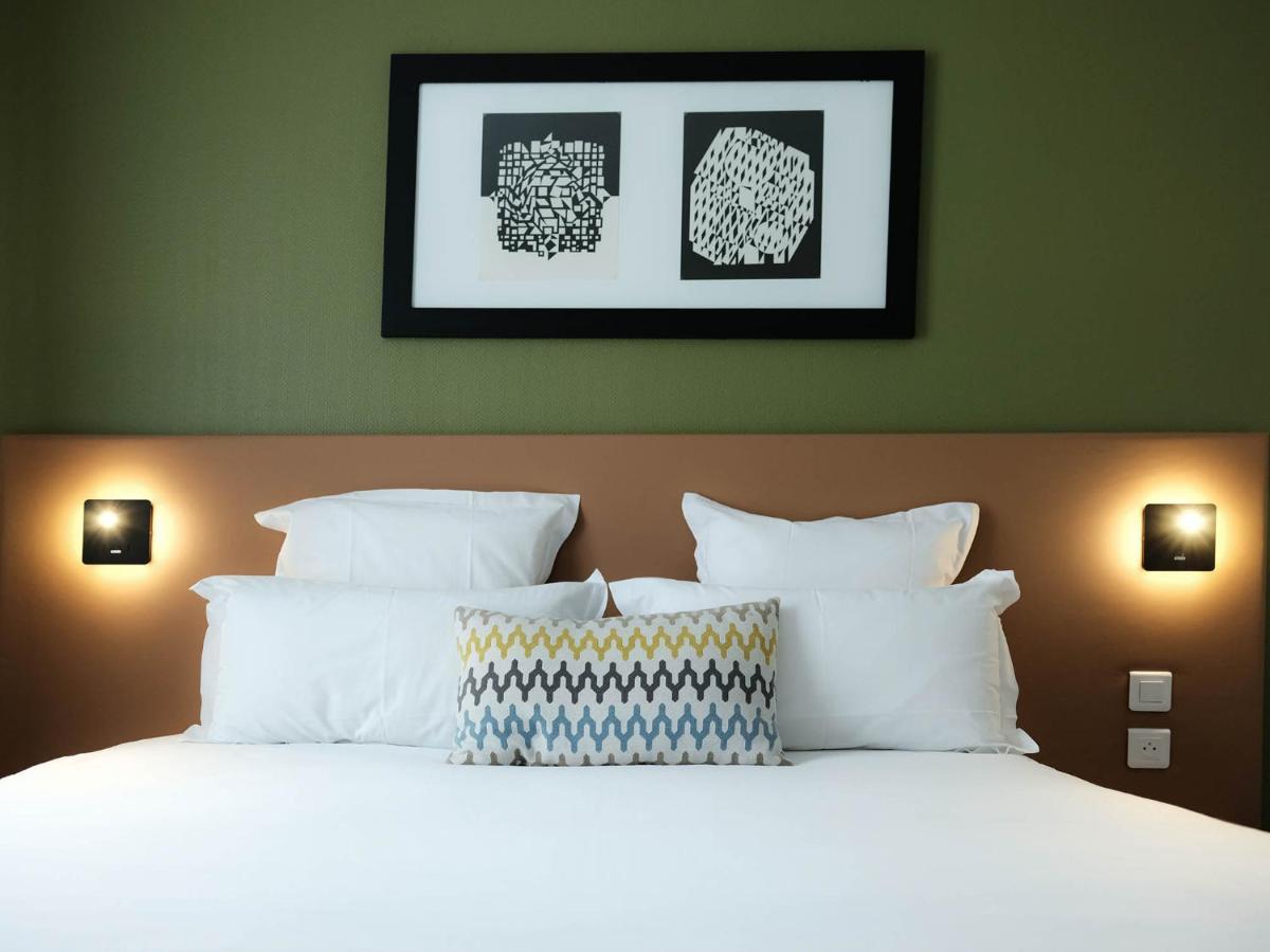 Logis Hotel De L'Europe Поатие Екстериор снимка