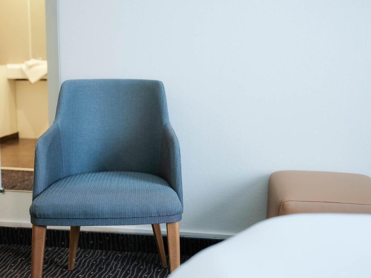 Logis Hotel De L'Europe Поатие Екстериор снимка