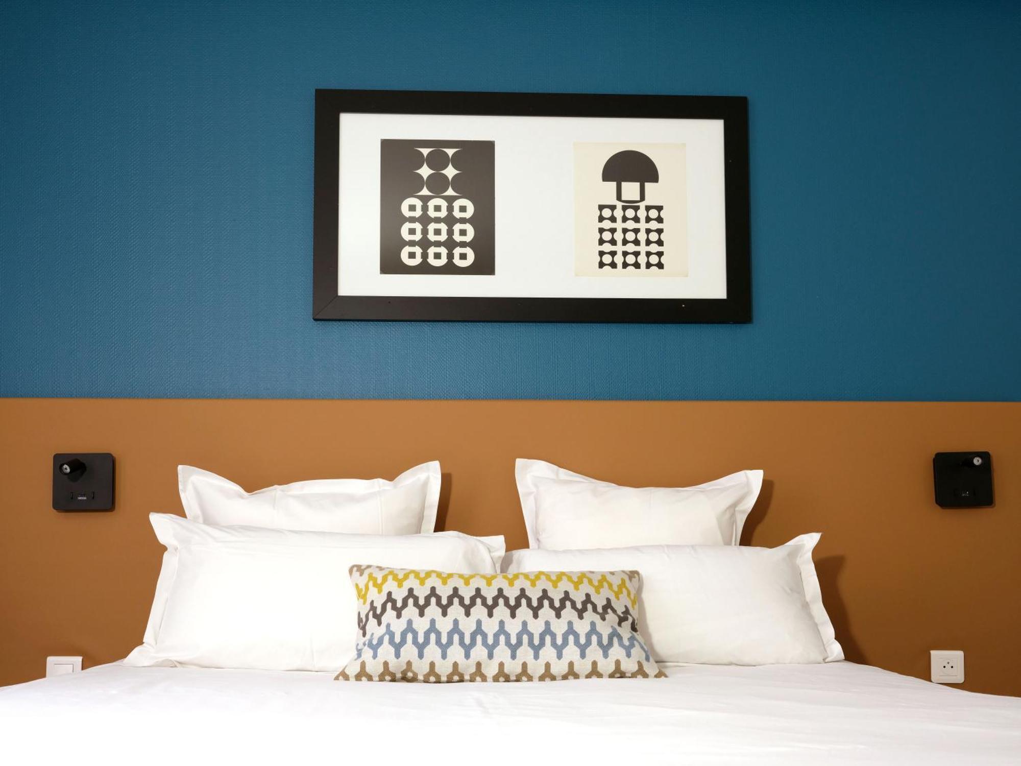 Logis Hotel De L'Europe Поатие Екстериор снимка
