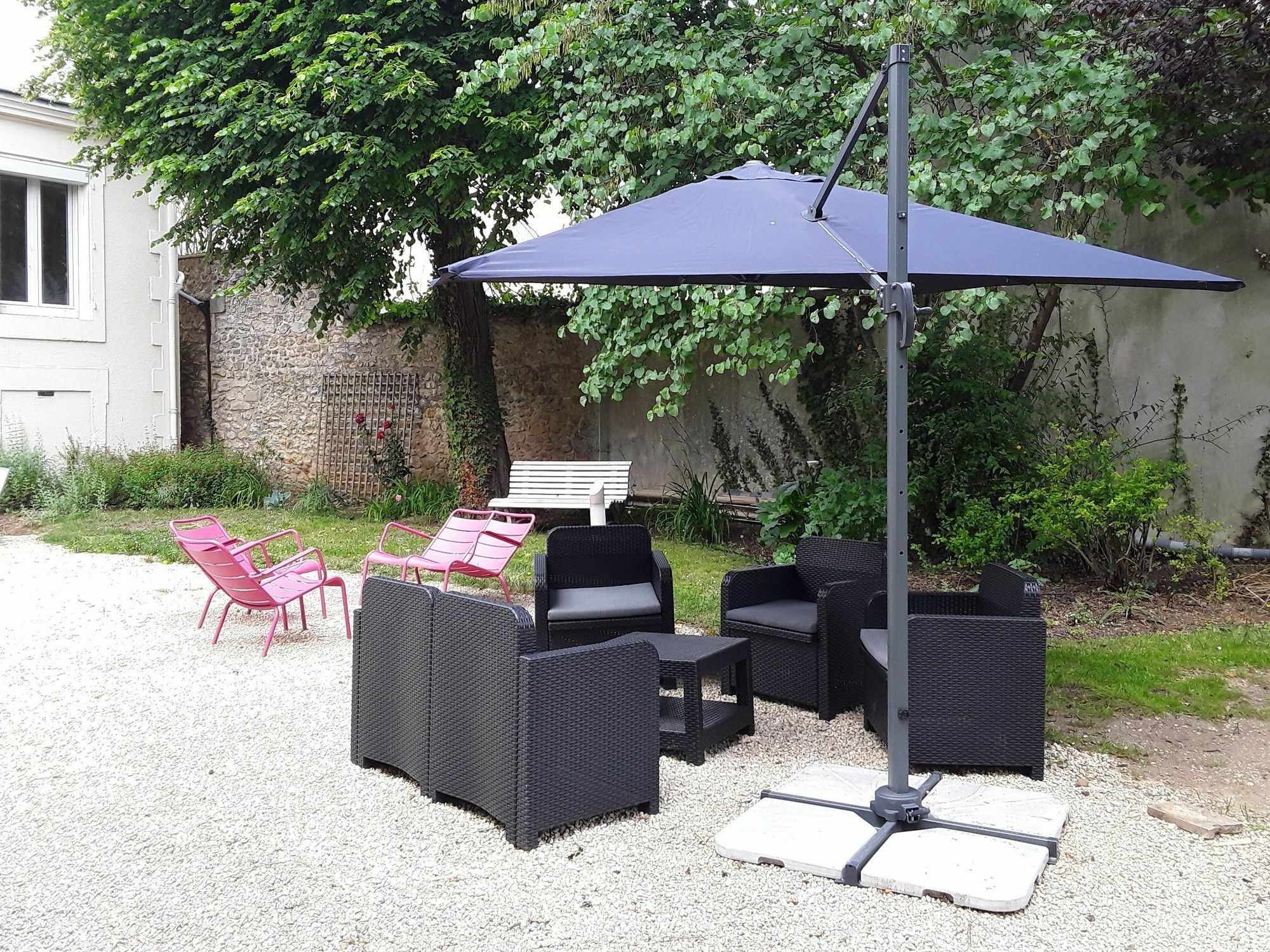 Logis Hotel De L'Europe Поатие Екстериор снимка